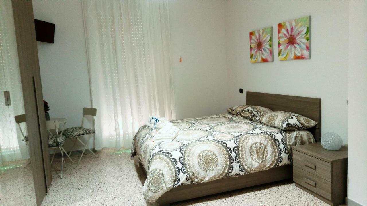 B&B Malaga Salerno Exterior photo